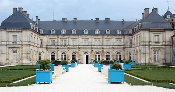 Hotel Du Donjon Champlitte-et-le-Prelot Экстерьер фото